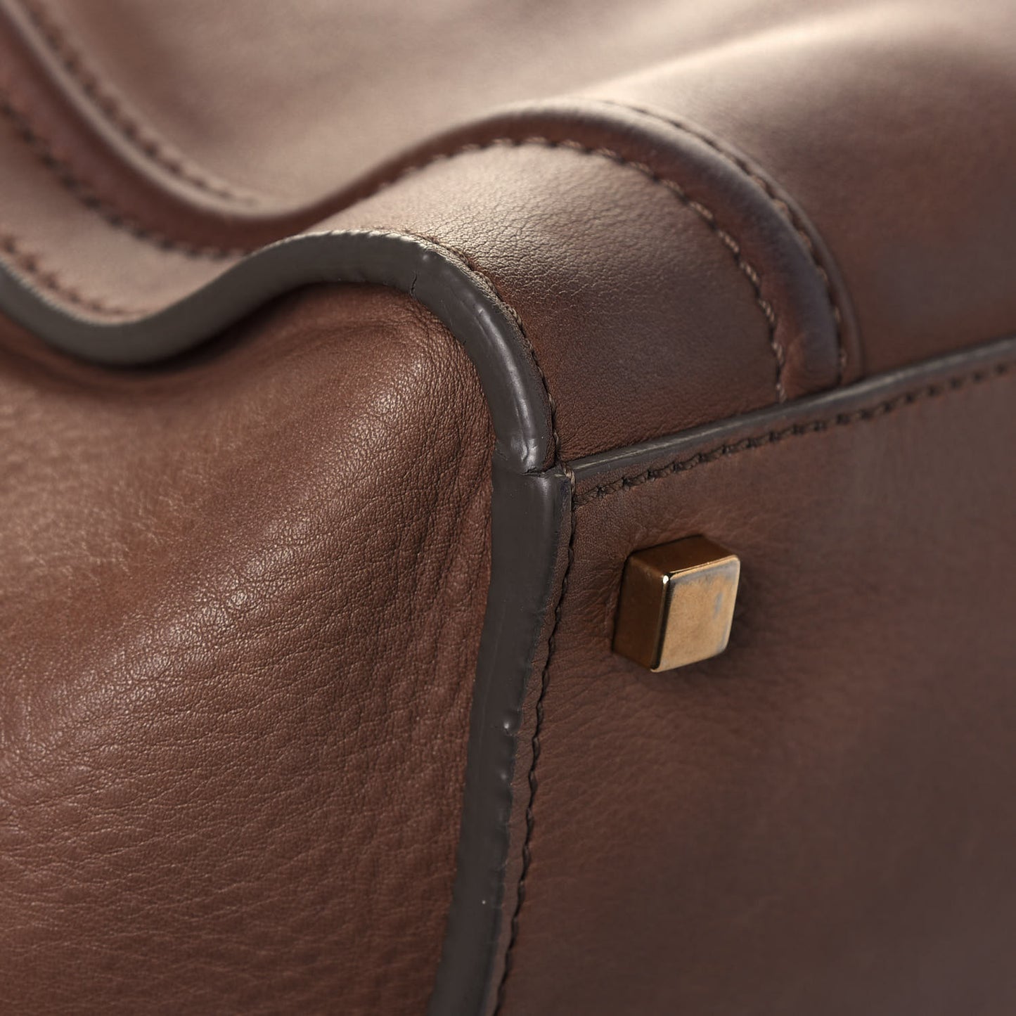 Supple Calfskin Medium Phantom Luggage Taupe