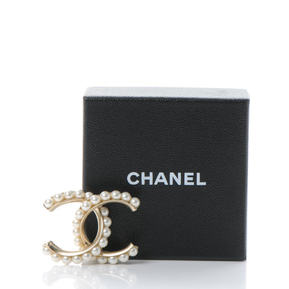 Chanel Pearl CC Brooch Gold 5 of 5