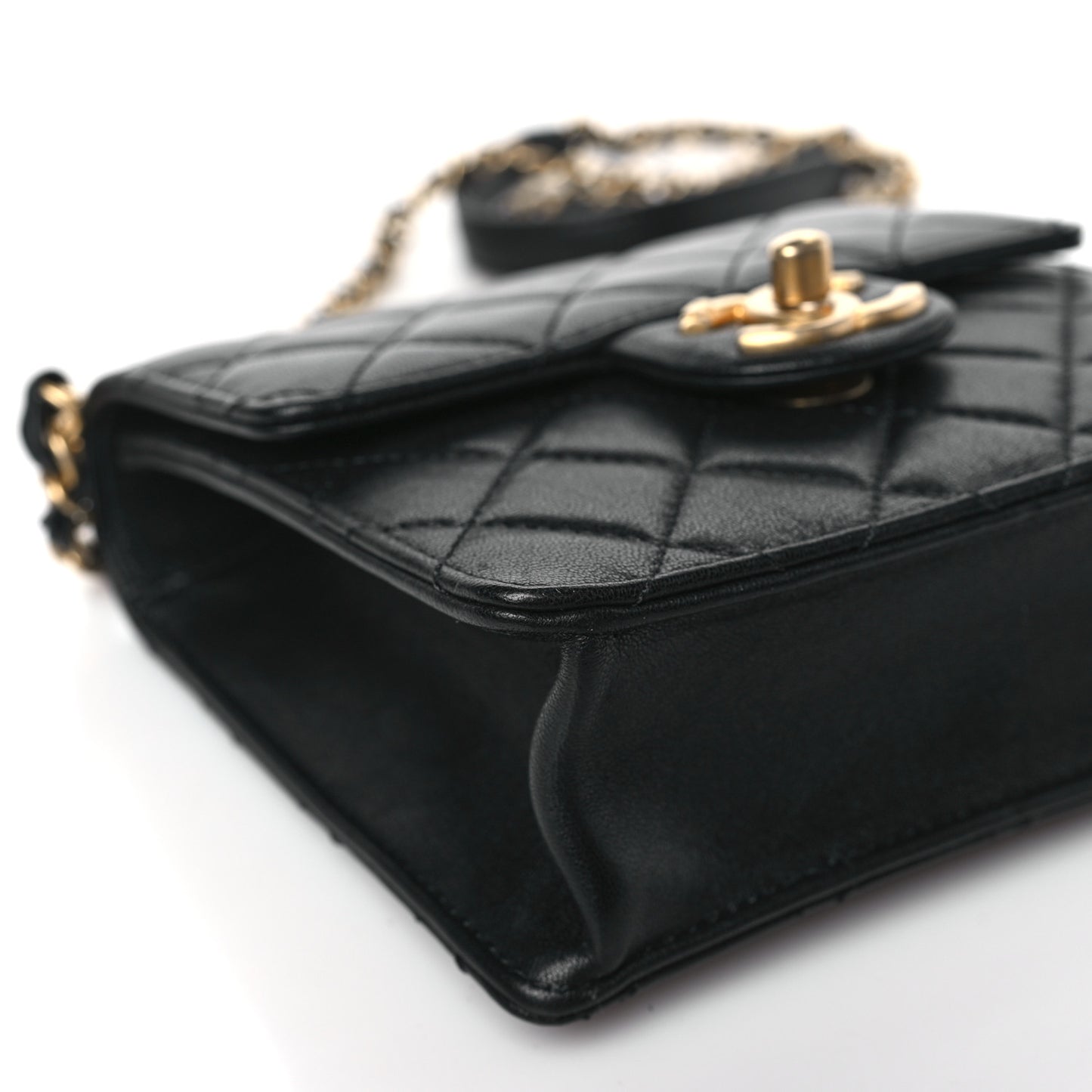 Lambskin Quilted Chic Pearls Flap Black