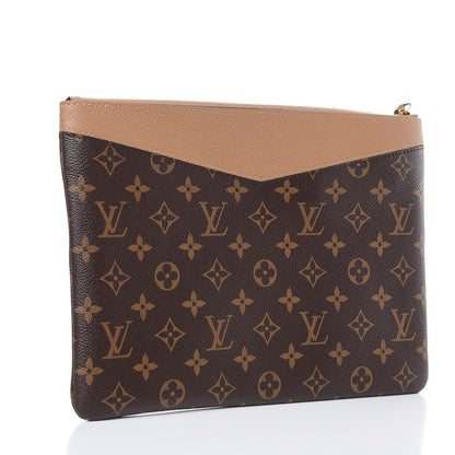 Louis Vuitton Monogram Daily Pouch Sesame 3 of 8