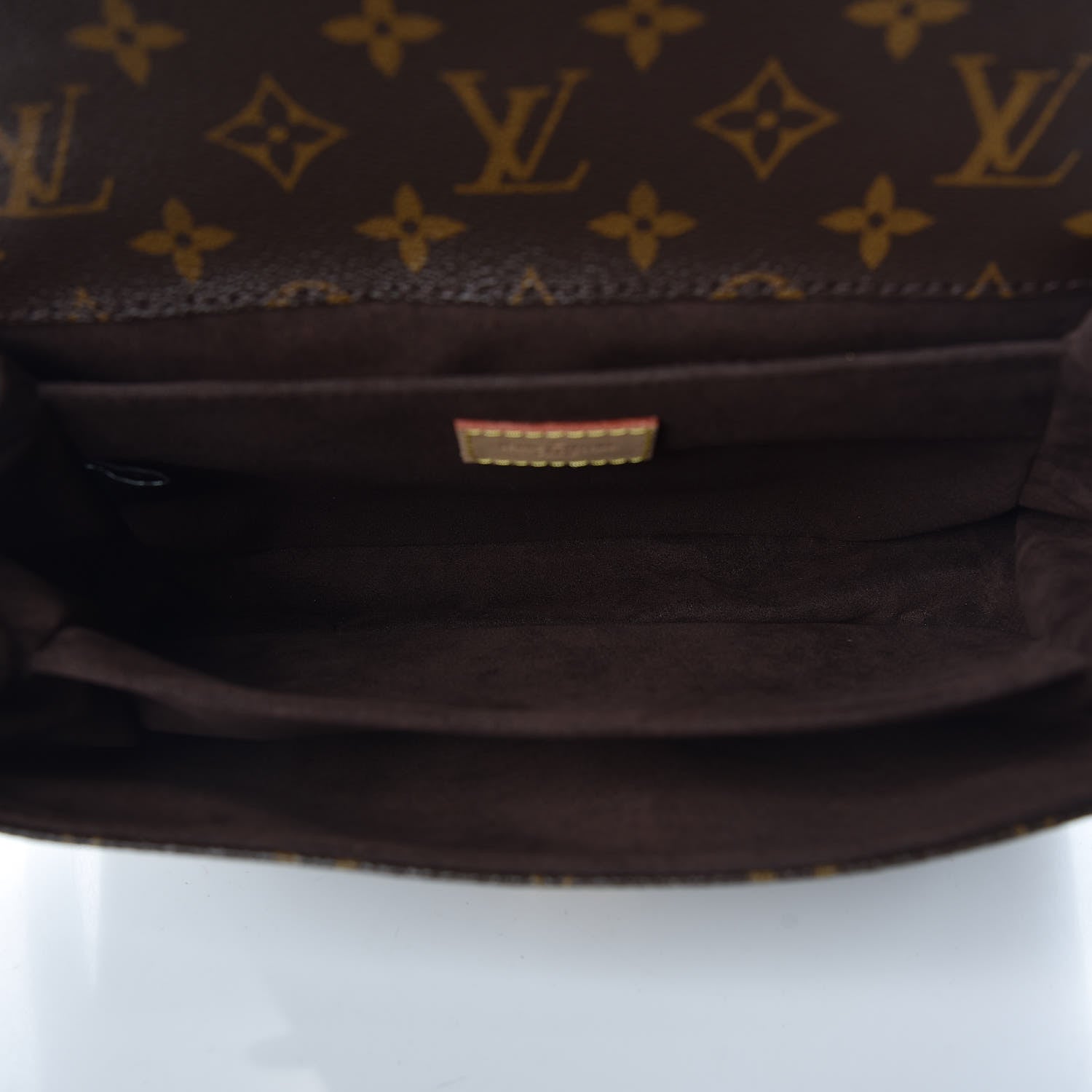 Louis Vuitton Monogram Pochette Metis 7 of 10