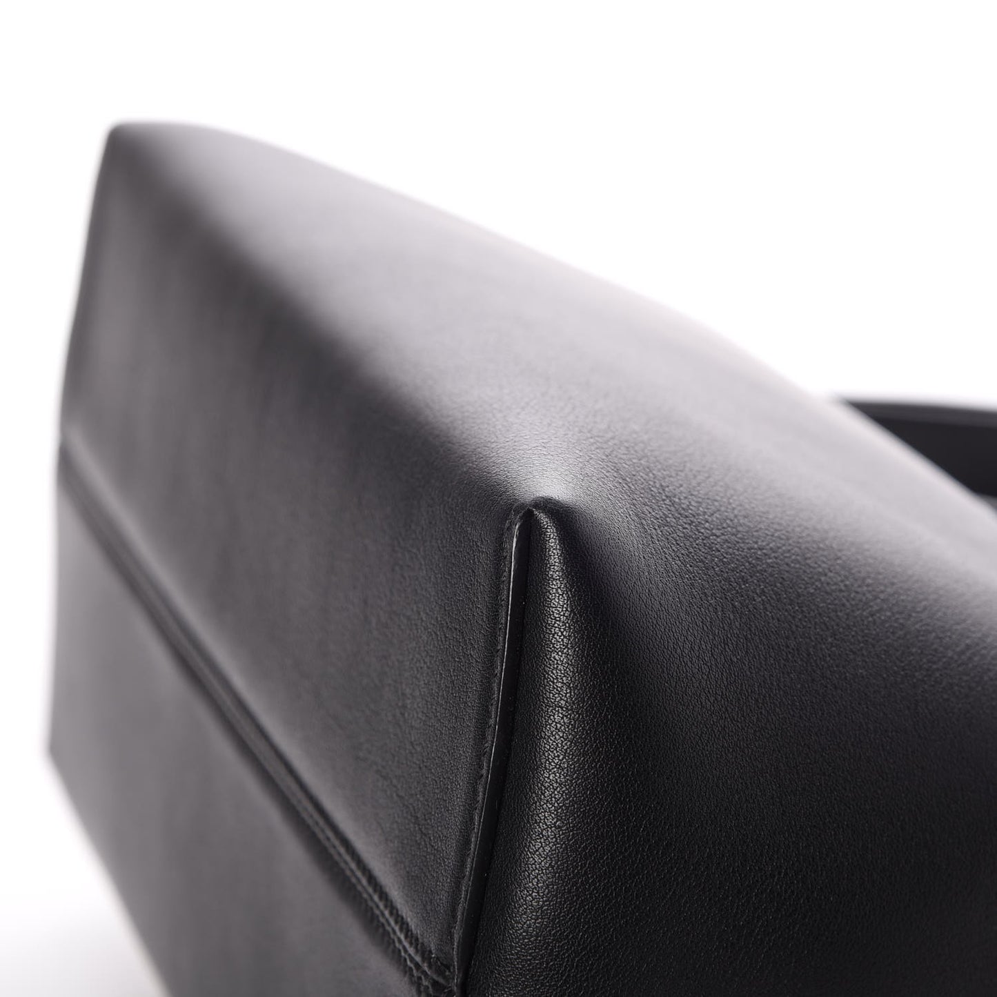 Vitello Dolce Medium By The Way Boston Bag Black