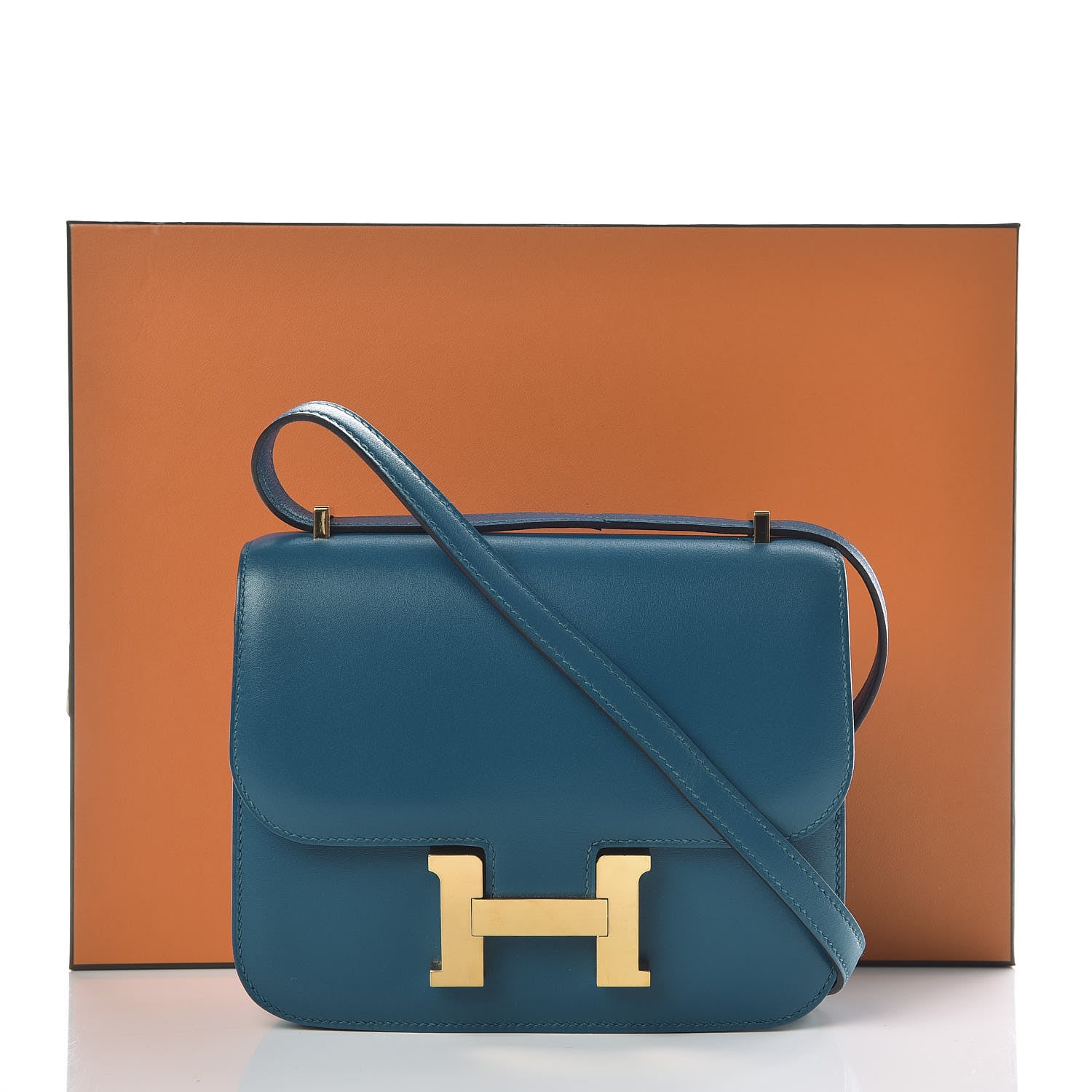 Hermes Tadelakt Constance 18 Bleu Izmir 10 of 10