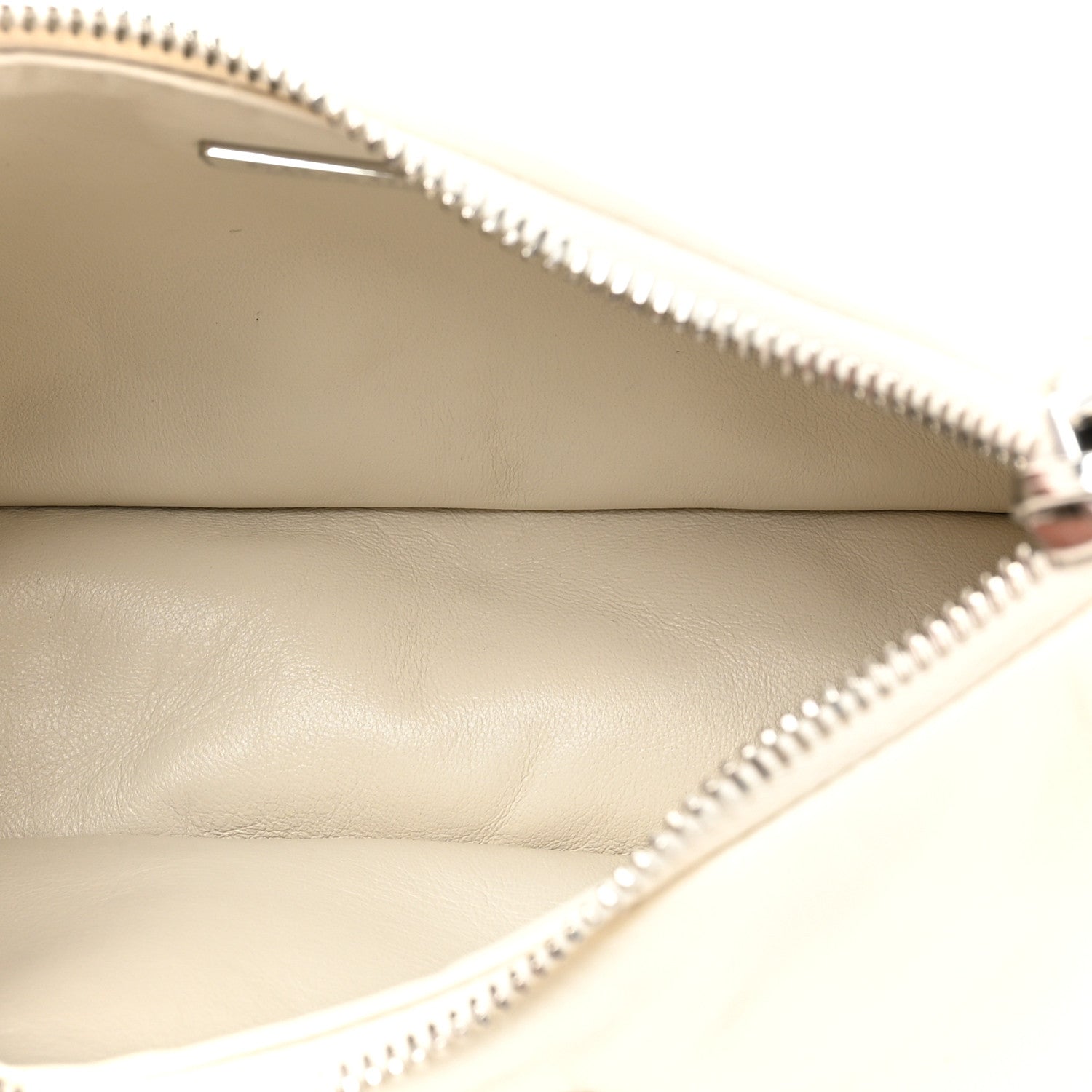 Prada Nappa Soft Padded Re-Edition 2005 Shoulder Bag White 5 of 11