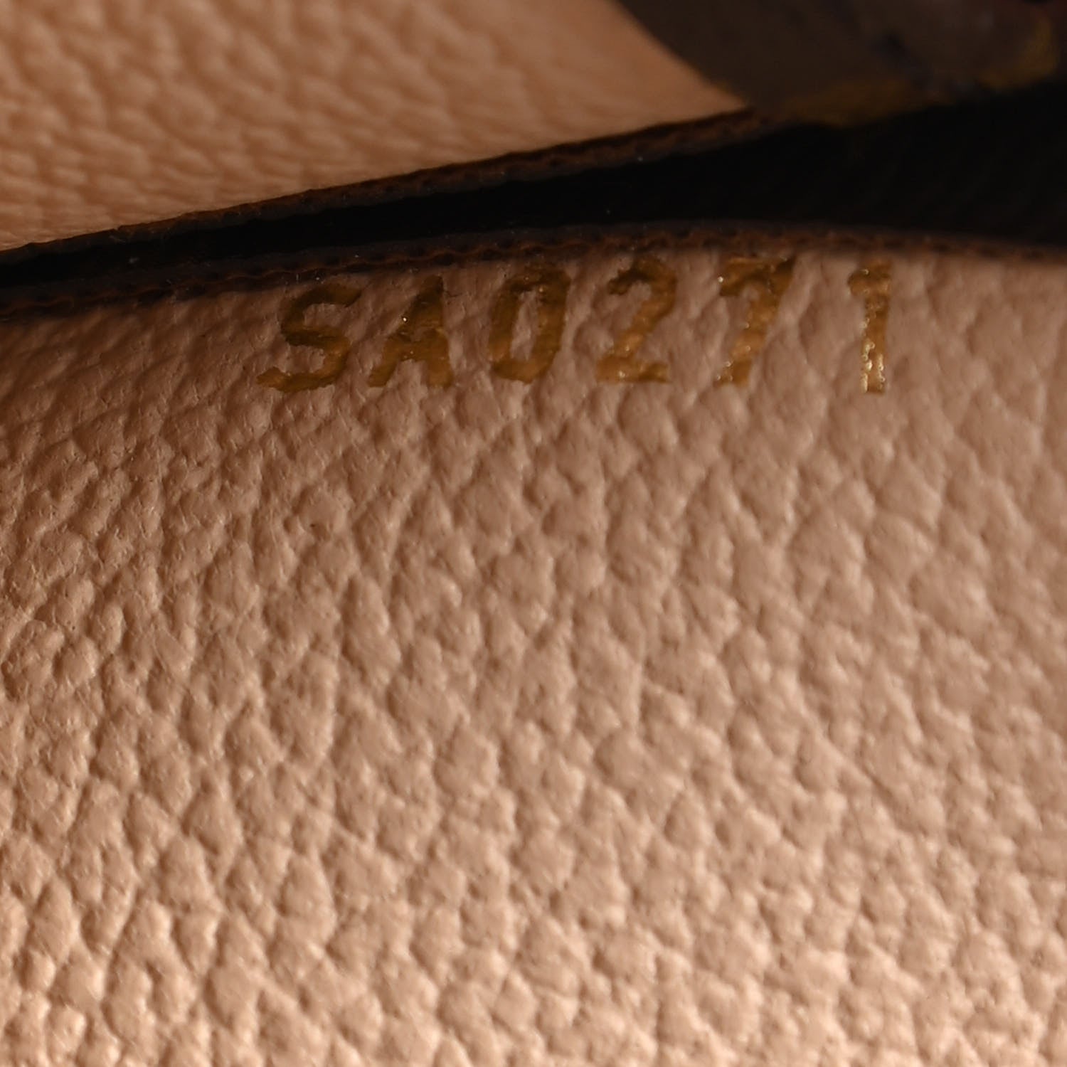 Louis Vuitton Monogram Toiletry Pouch 26 7 of 9