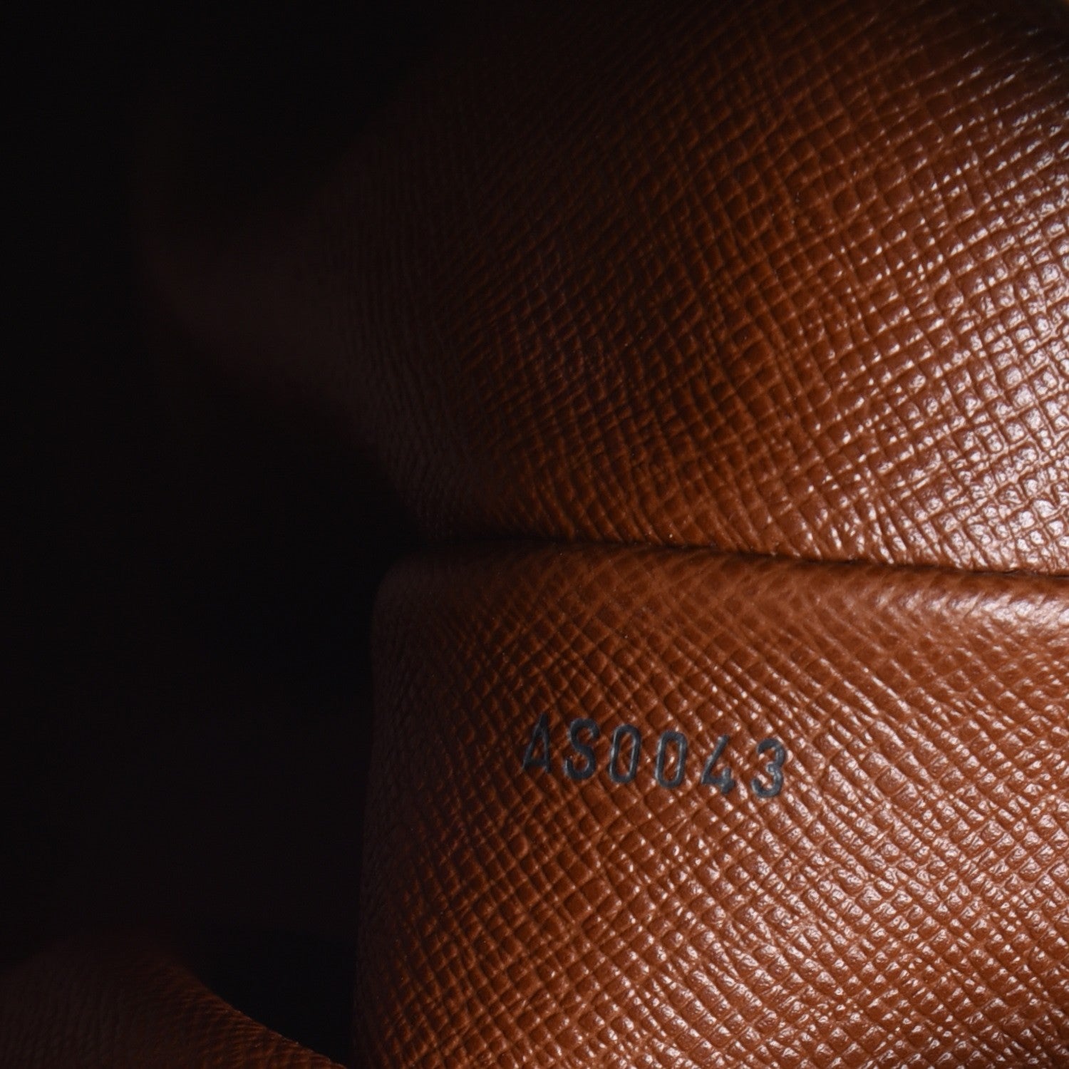 Louis Vuitton Monogram Boulogne 30 7 of 13