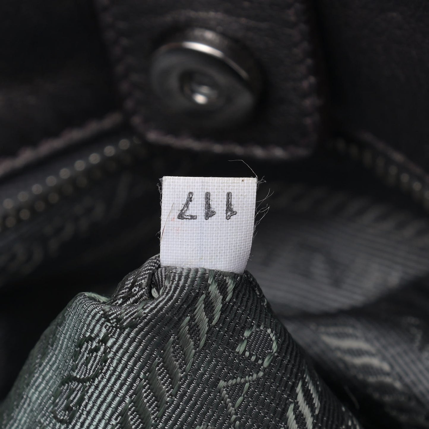 Metallic Nappa Tessuto Nylon Mordore Stripes Tote Grey