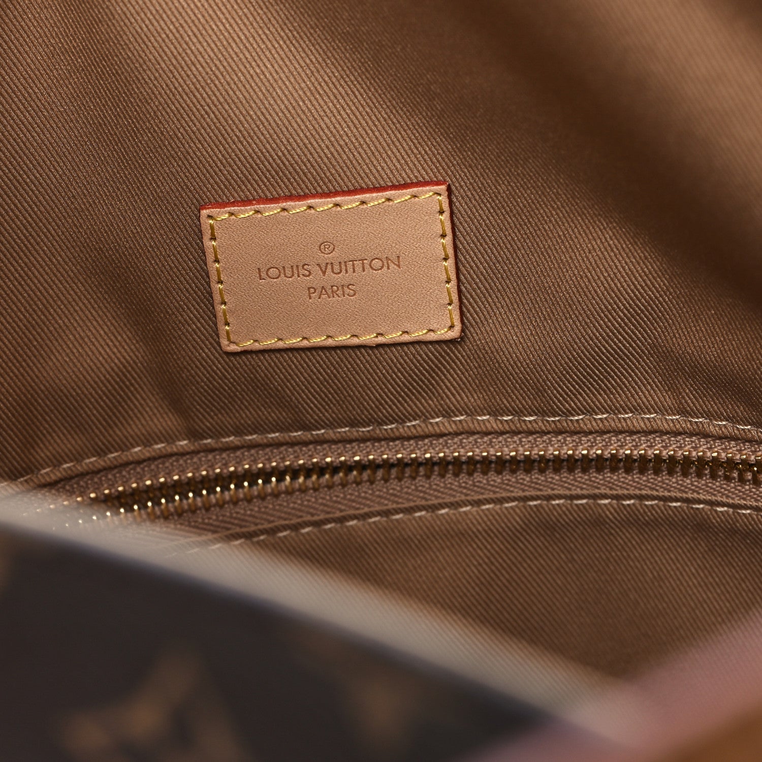 Louis Vuitton Monogram Graceful MM 6 of 10