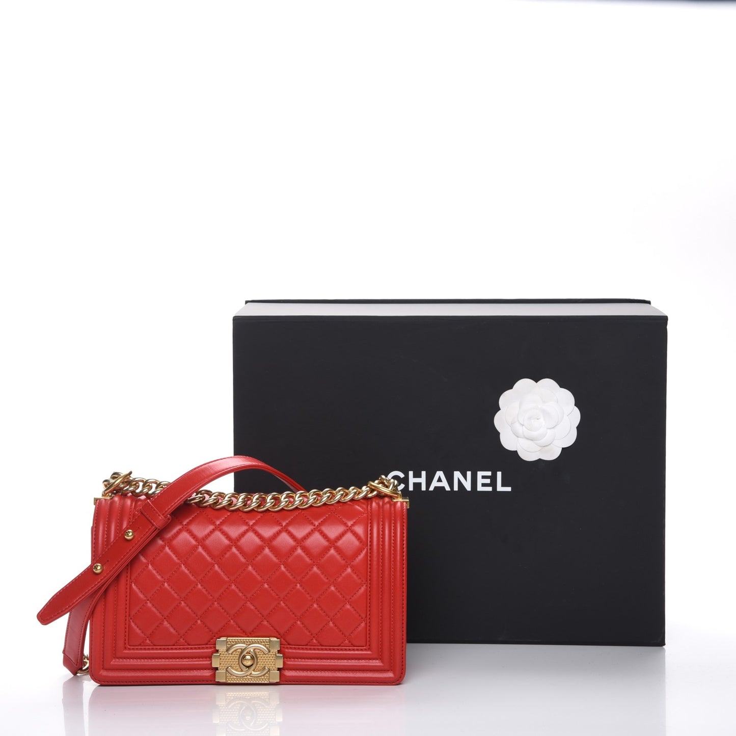 Lambskin Quilted Medium Boy Flap Red