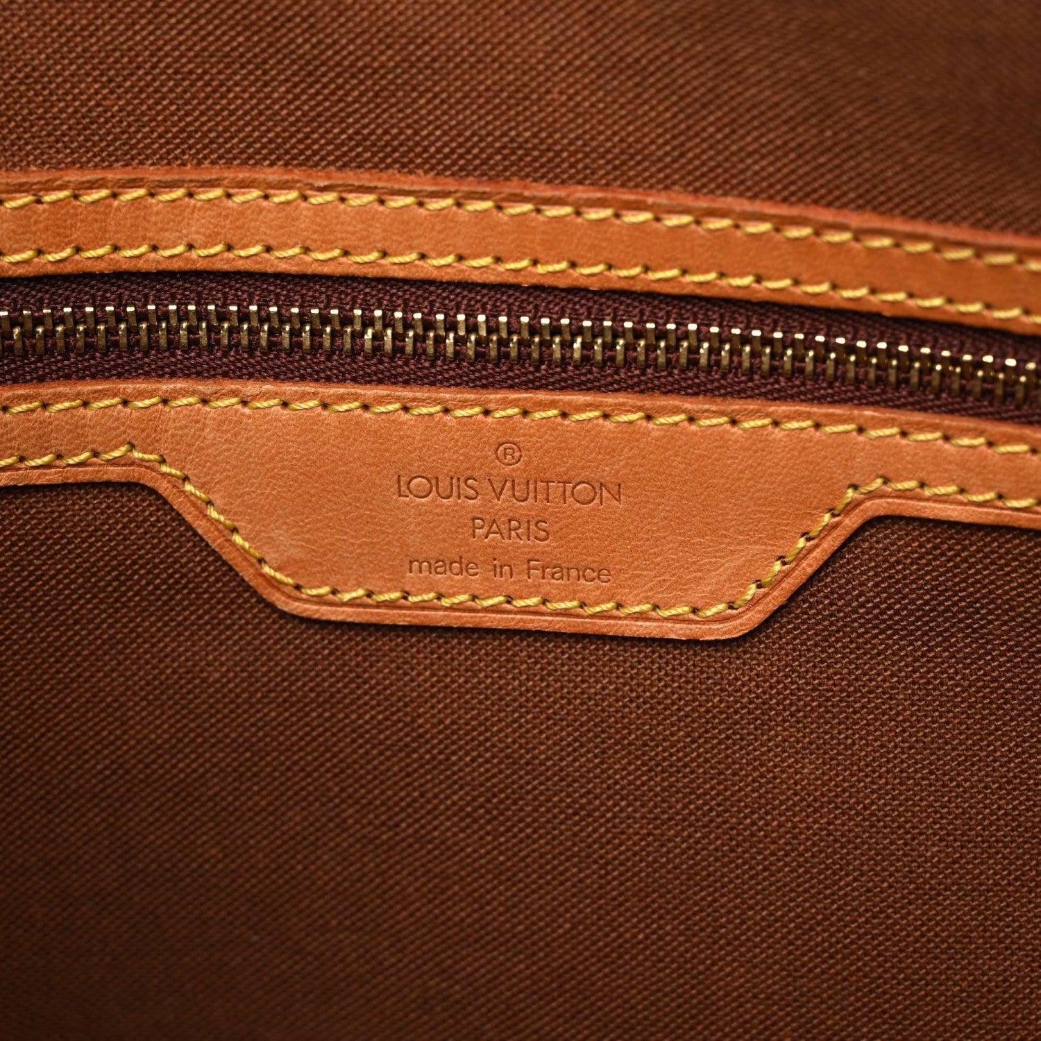 Louis Vuitton Monogram Cabas Mezzo 6 of 26