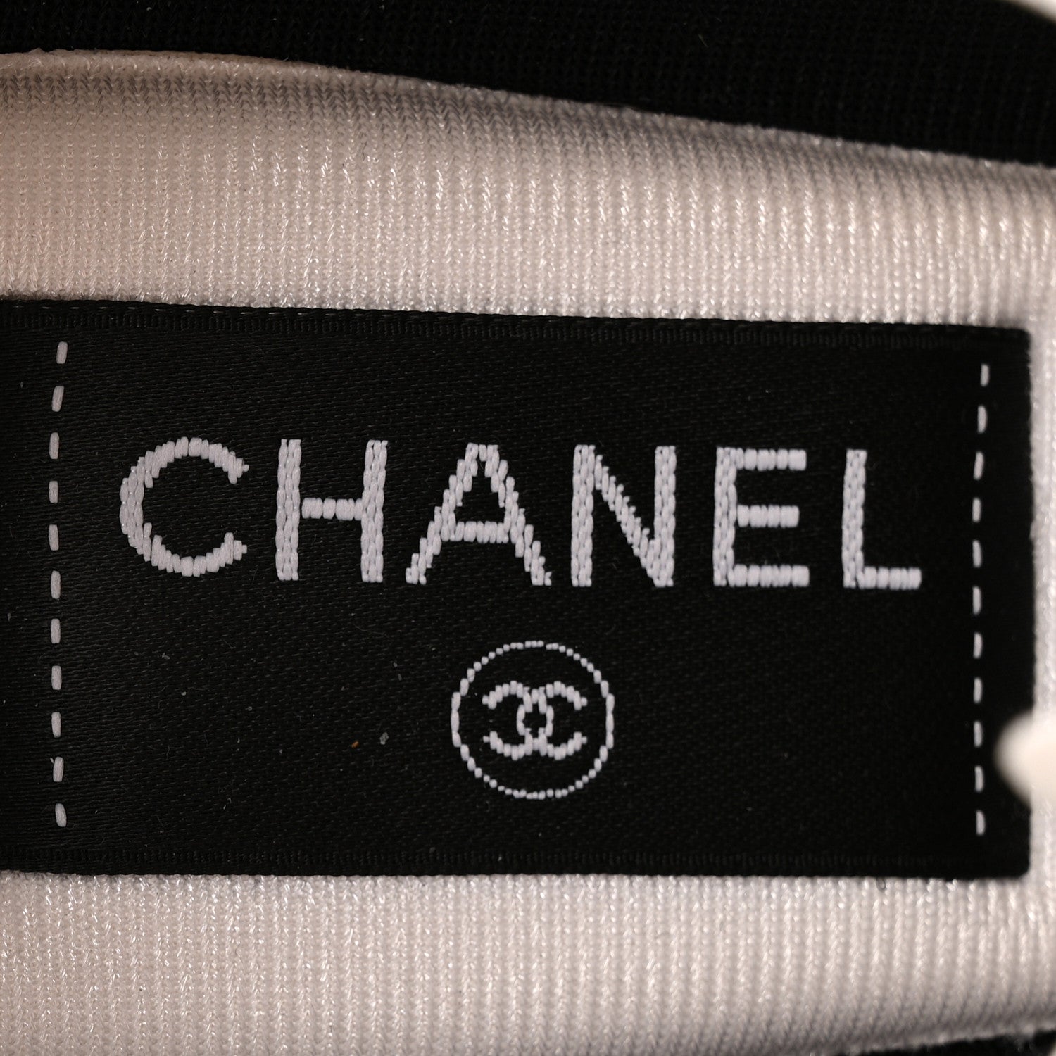 Chanel Mixed Fibers Suede Shiny Calfskin Womens CC Sneakers 39 White 7 of 15