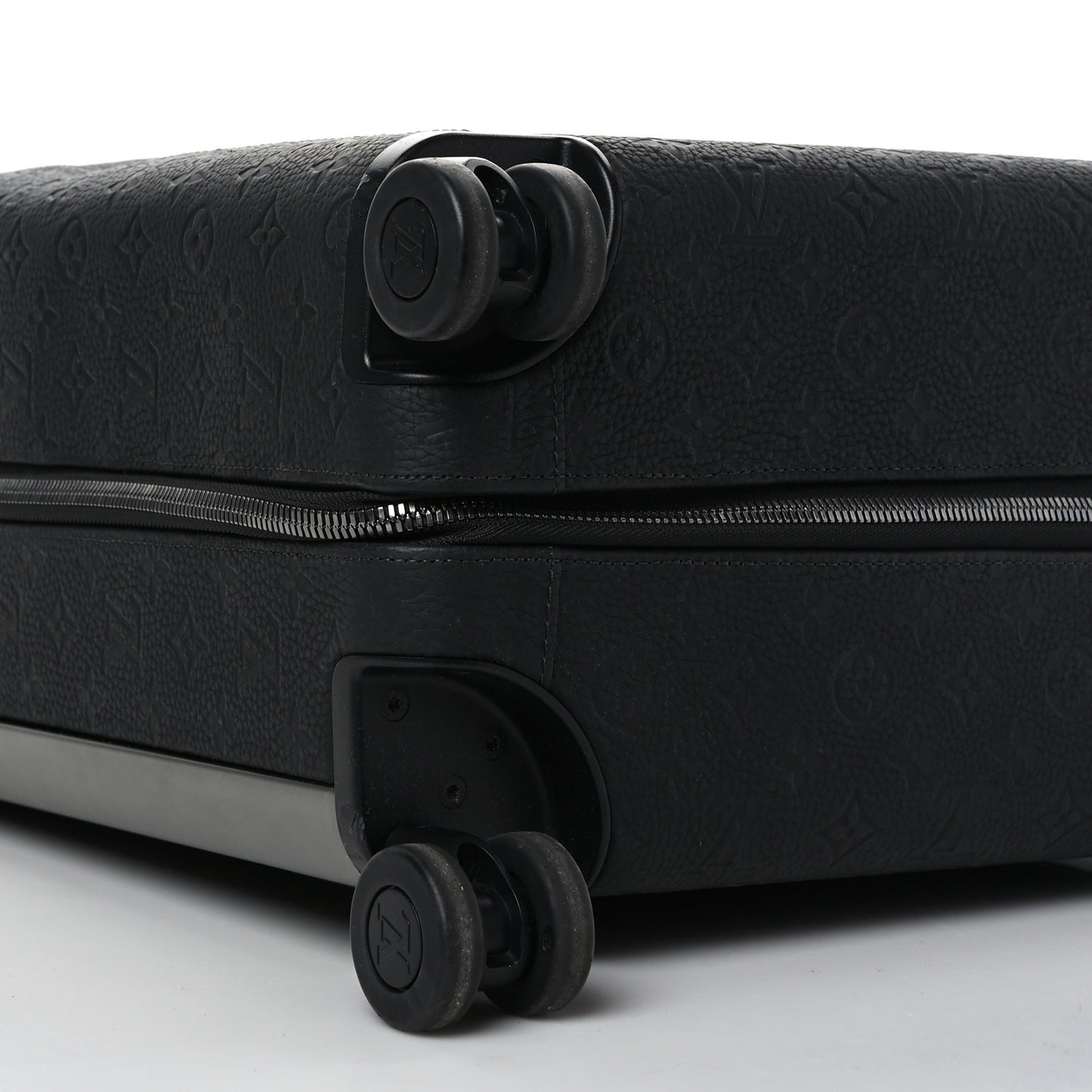 Taurillon Monogram Horizon 55 Black