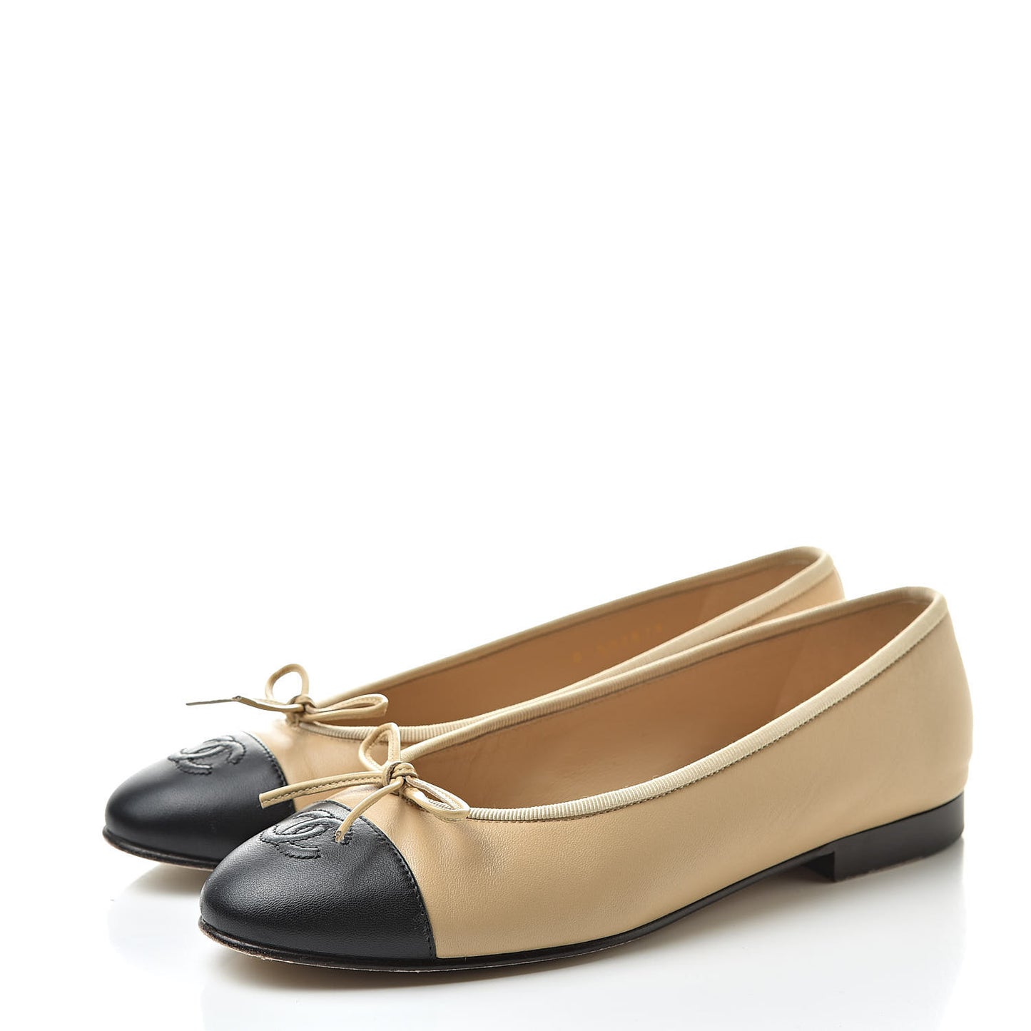 Lambskin Cap Toe CC Ballerina Flats 37 Beige Black