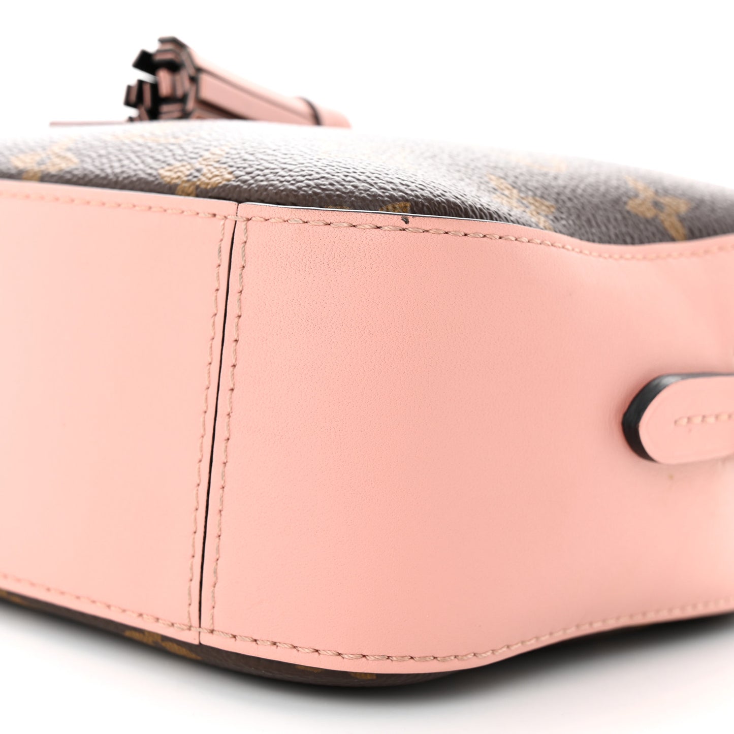 Monogram Saintonge Rose Poudre