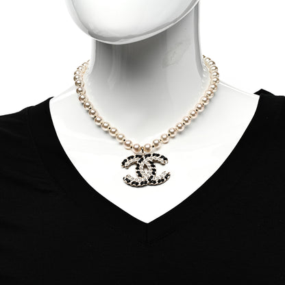 Chanel Lambskin Pearl Crystal Vintage Allure CC Short Necklace Gold 2 of 5
