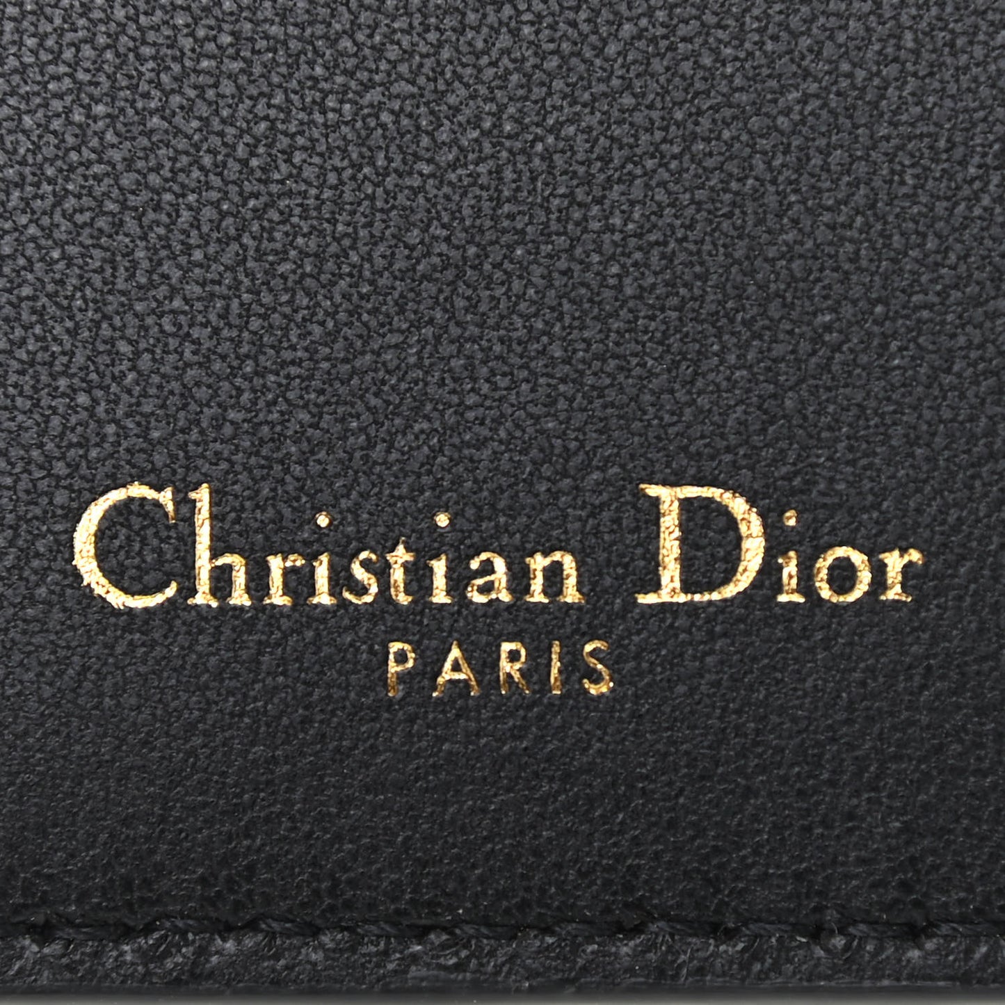 Grained Calfskin Supple Cannage Caro Scarlet Zipped Wallet Black