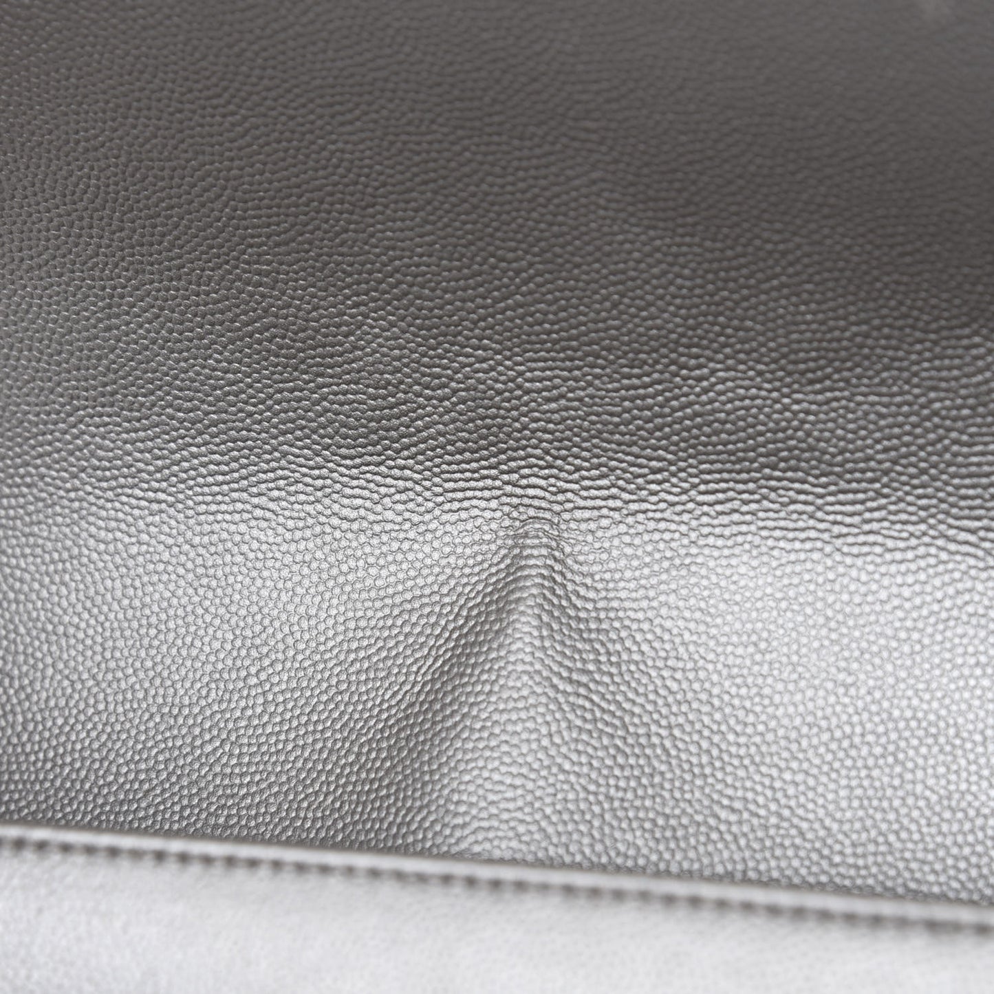 Metallic Caviar Quilted Medium Boy Flap Silver