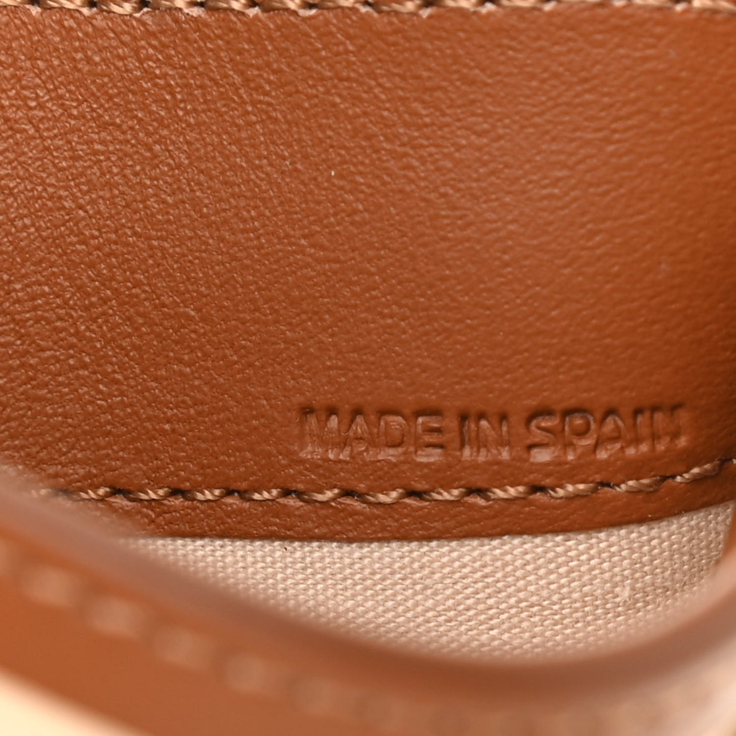 Smooth Calfskin Logo Vick Card Holder Caramel