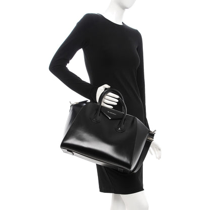 Givenchy Shiny Lord Calfskin Medium Antigona Black 3 of 9