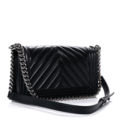 Chanel Calfskin Chevron Quilted Medium Boy Flap Black 3 of 17
