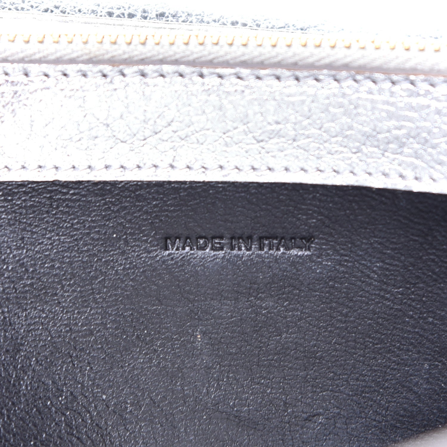 Saint Laurent Metallic Calfskin Monogram Chain Wallet Argento 7 of 11