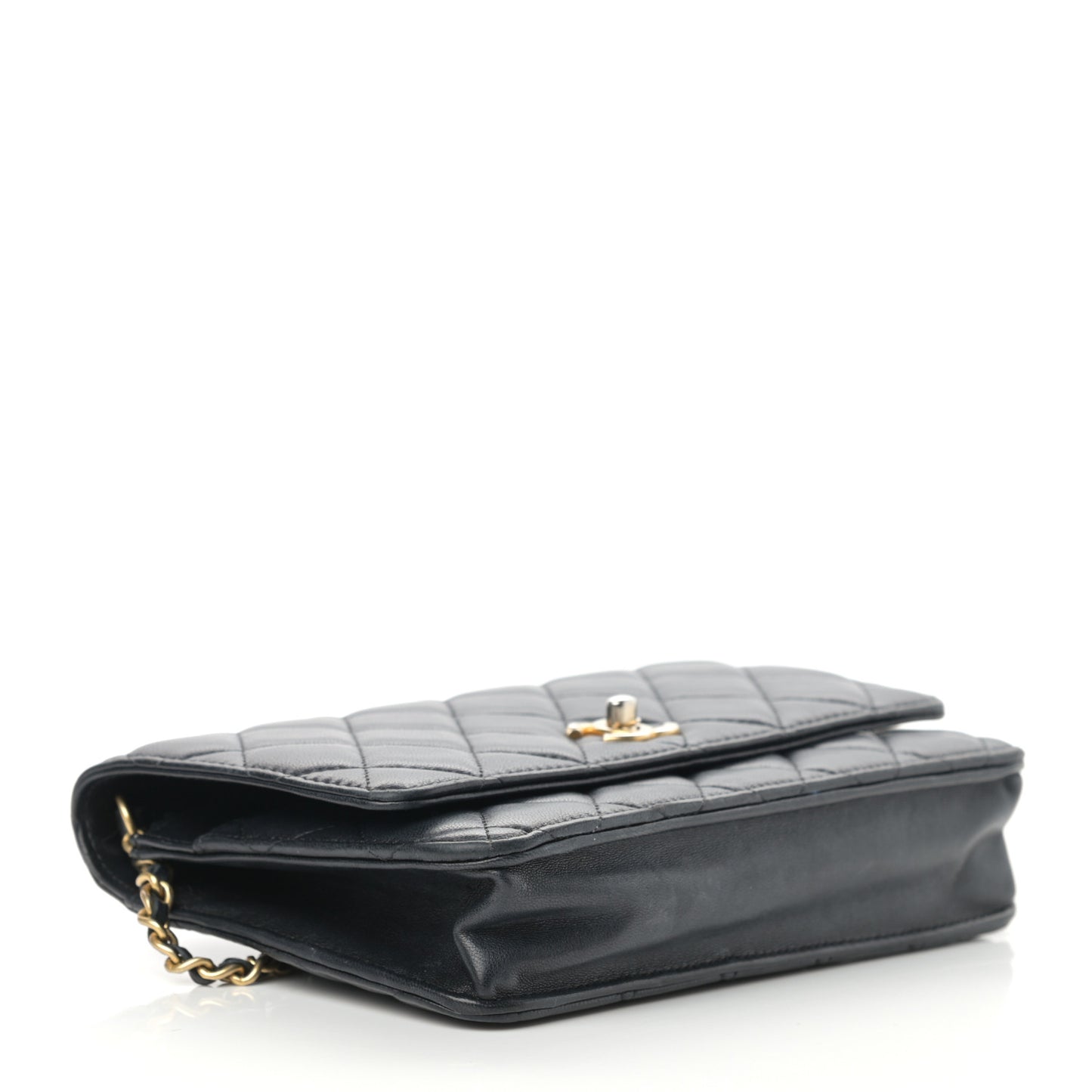 Lambskin Quilted CC Pearl Crush Wallet on Chain WOC Black