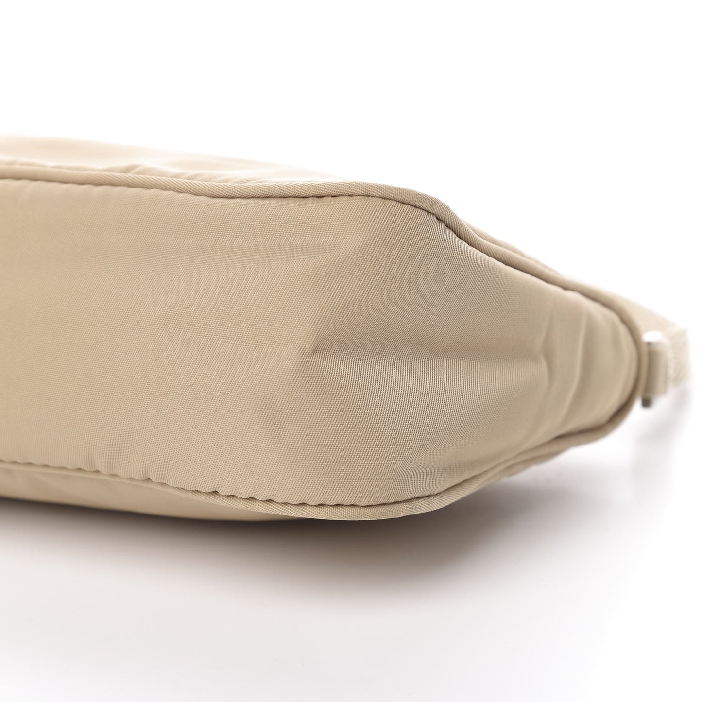 Tessuto Nylon Pochette Bag Cammeo