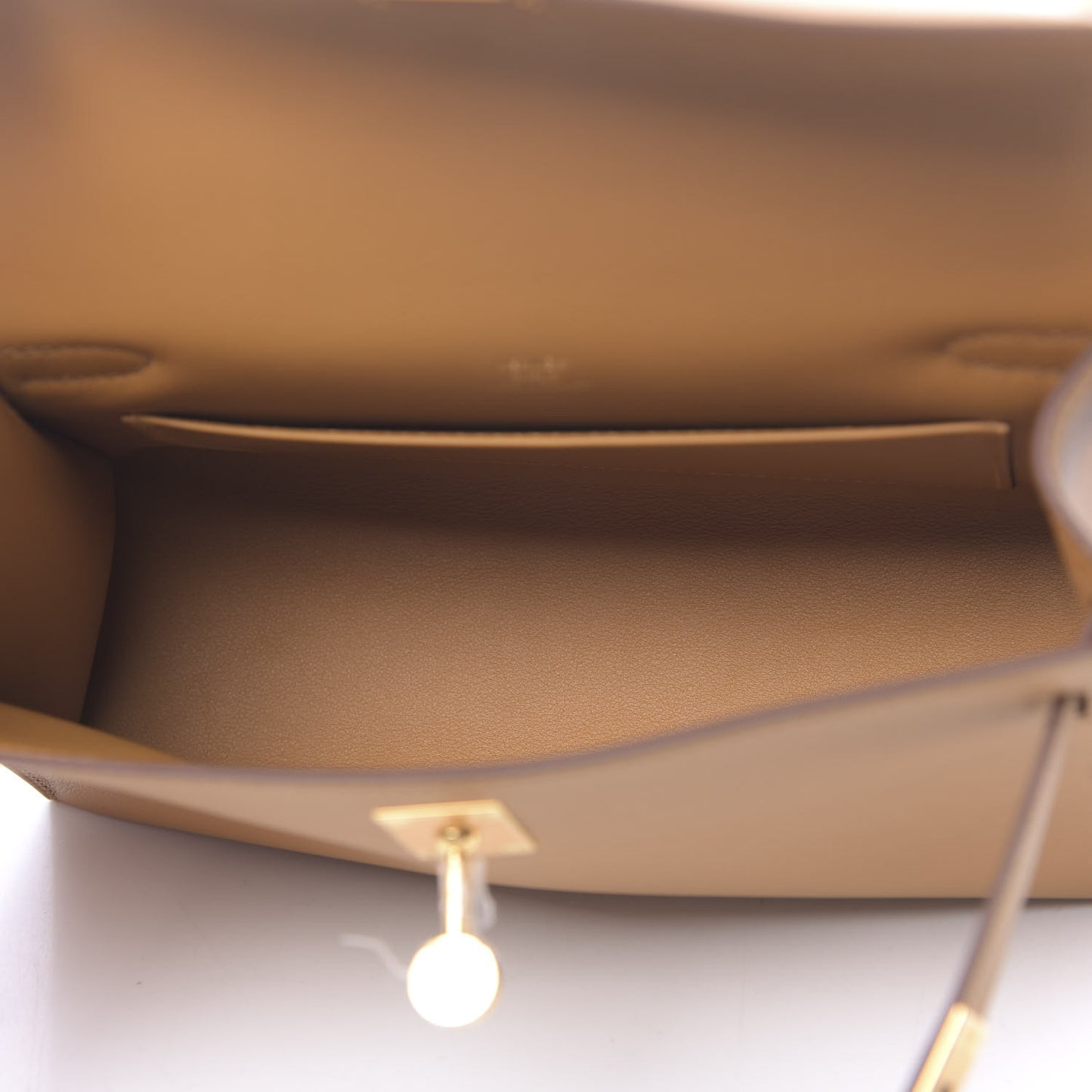 Swift Kelly Pochette Clutch Sesame