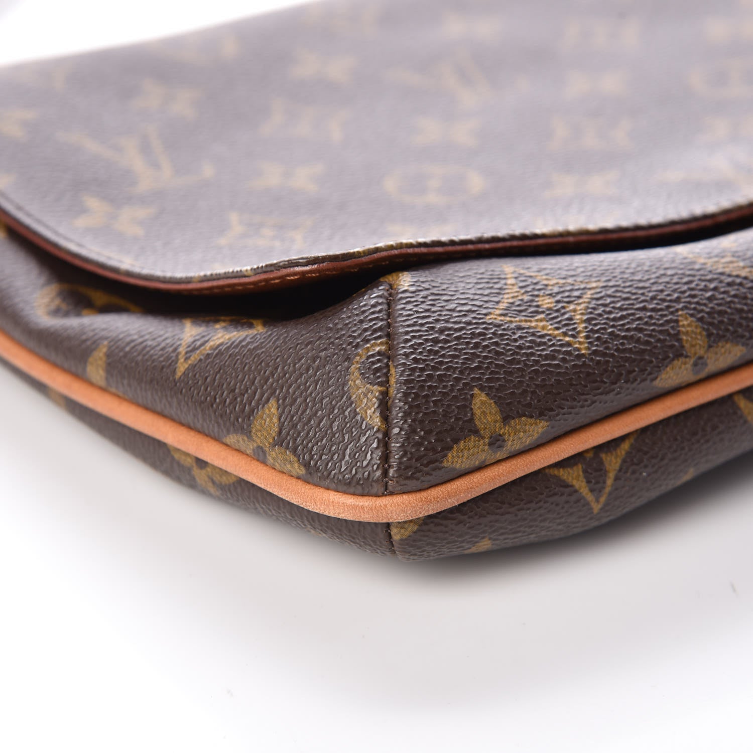 Louis Vuitton Monogram Musette Tango 5 of 10