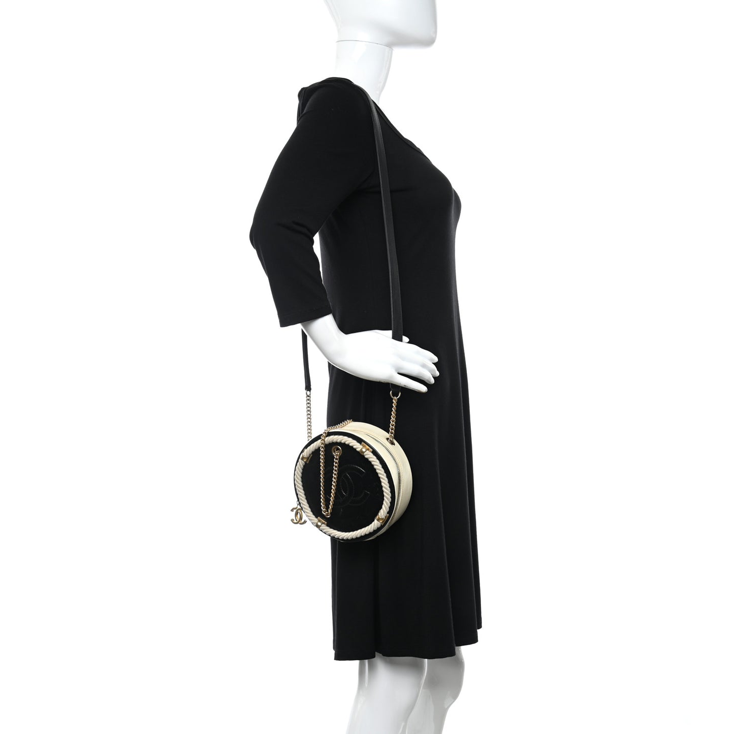 Crumpled Calfskin Cotton Small En Vogue Round Bag Black