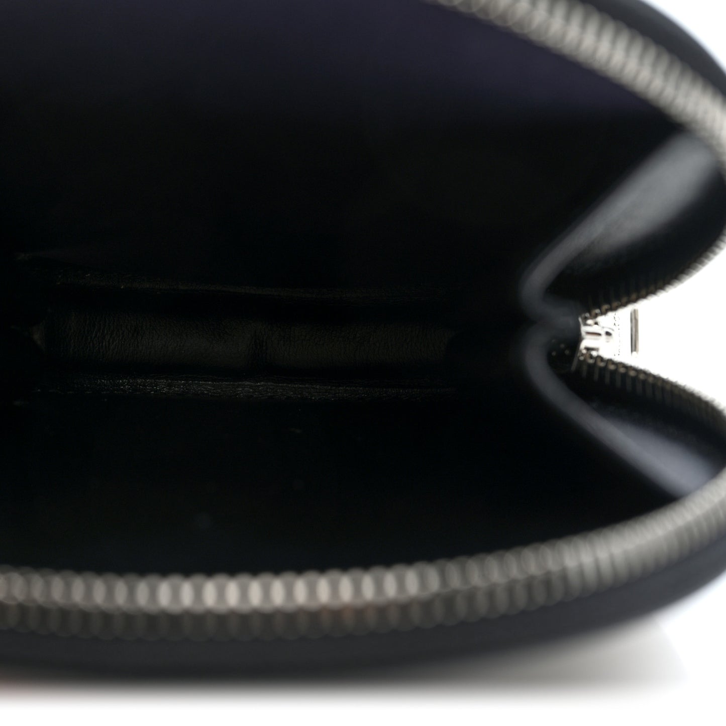 Spazzolato Round Chain Coin Crossbody Pouch  Black
