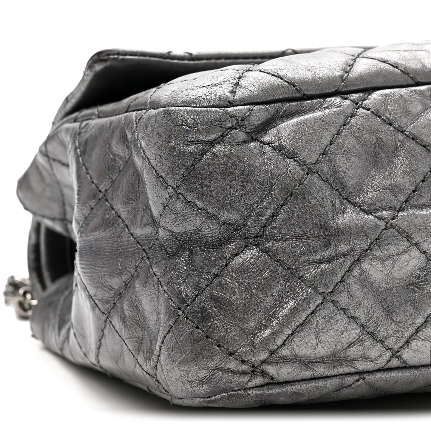 Metallic Aged Calfskin Quilted 2.55 Reissue 226 Flap Dark Silver