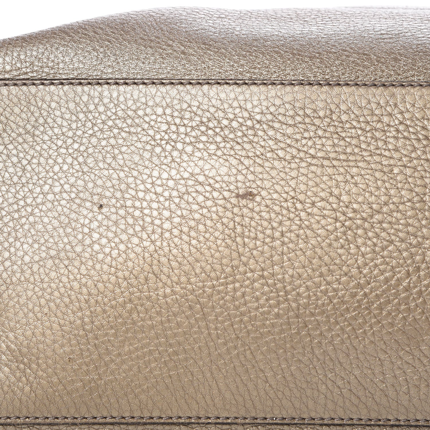 Gucci Metallic Pebbled Calfskin Medium Soho Chain Shoulder Bag Golden Beige 14 of 18