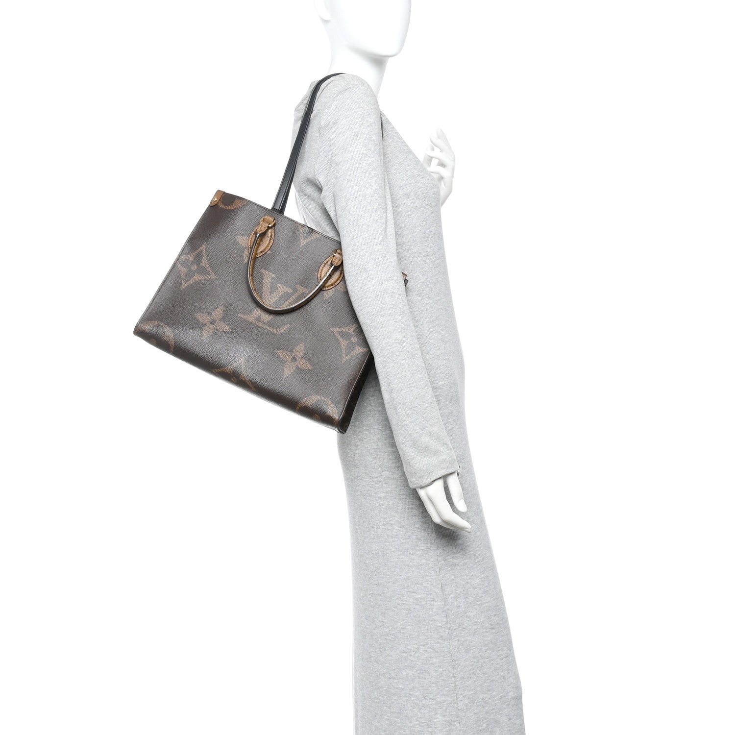 Louis Vuitton Reverse Monogram Giant Onthego MM 2 of 9