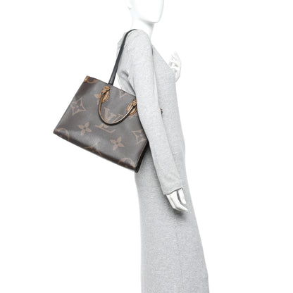 Louis Vuitton Reverse Monogram Giant Onthego MM 2 of 9