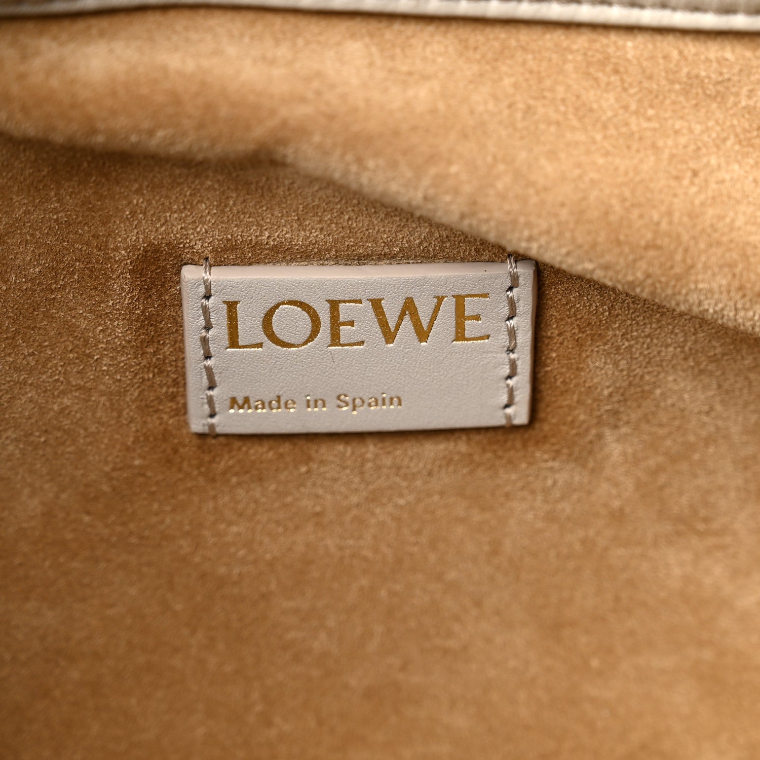 Loewe Mellow Nappa Donut Chain Medium Flamenco Knot Clutch Shell Grey 6 of 10
