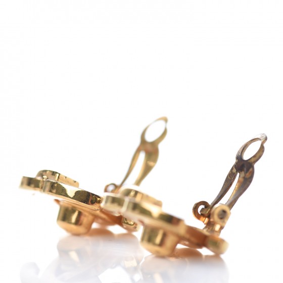 Chanel Metal CC Turnlock Clip On Earrings Gold 3 of 4