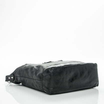 Balenciaga Agneau Day Messenger Black 4 of 8