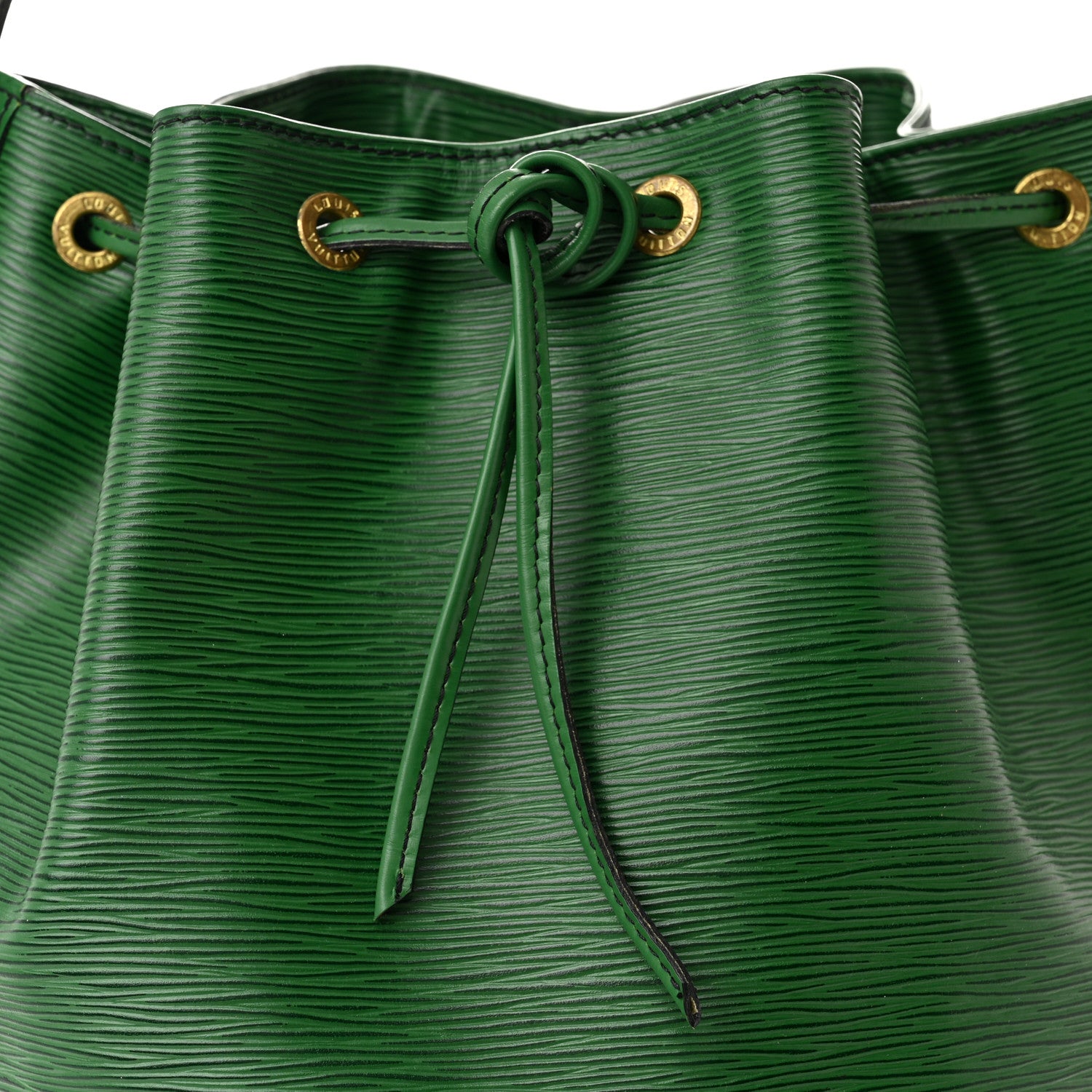 Louis Vuitton Epi Noe Borneo 8 of 10