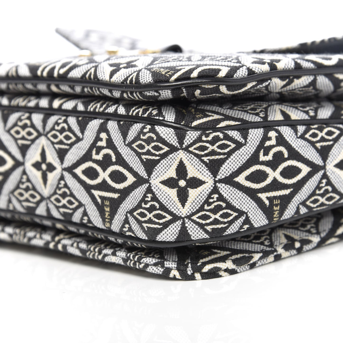 Jacquard Since 1854 Pochette Metis Grey