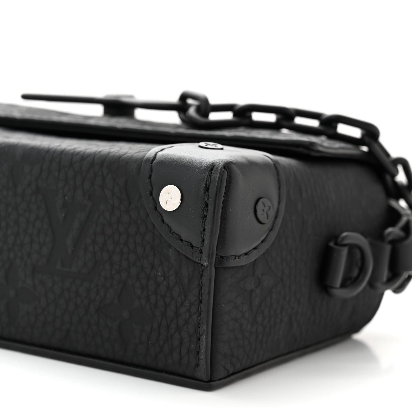 Taurillon Monogram Steamer Wearable Wallet Black