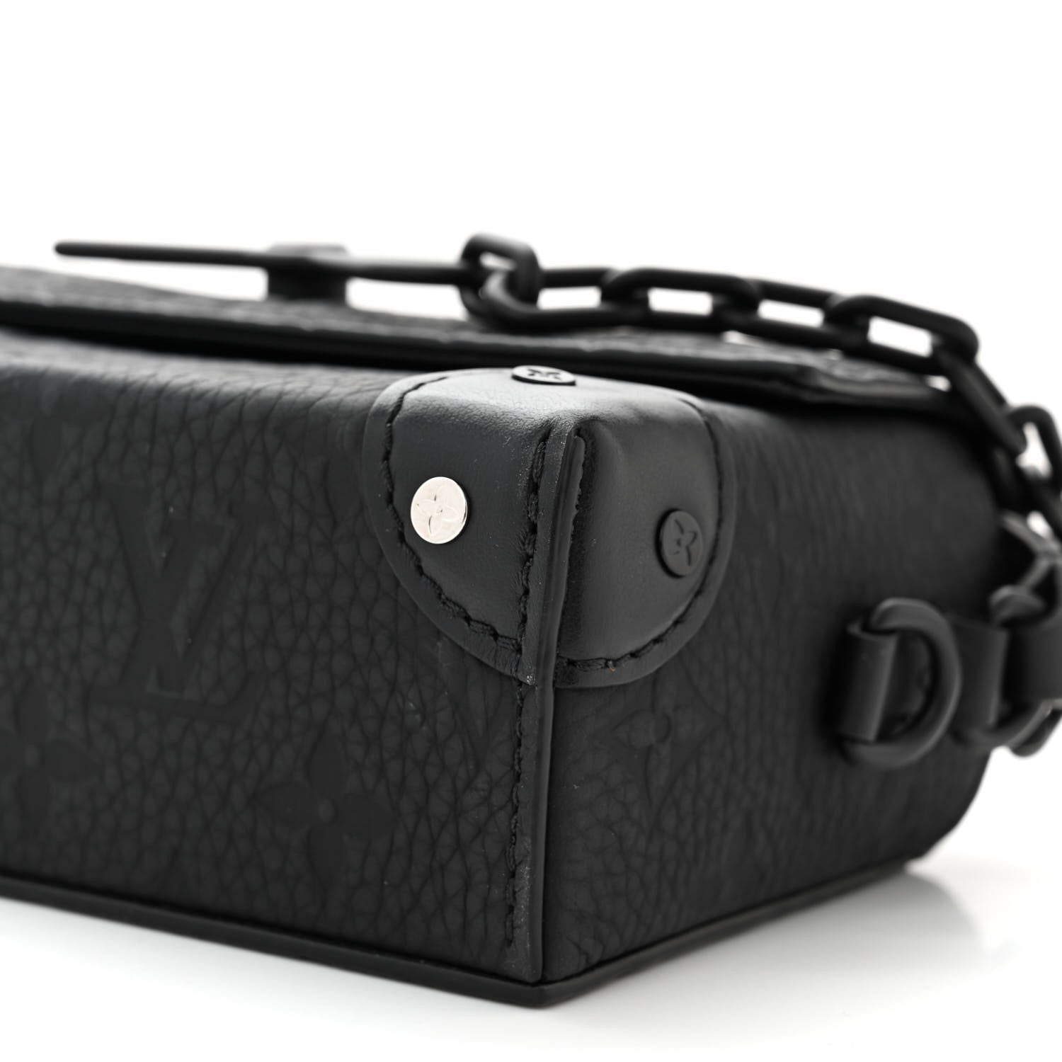Louis Vuitton Taurillon Monogram Steamer Wearable Wallet Black 9 of 9