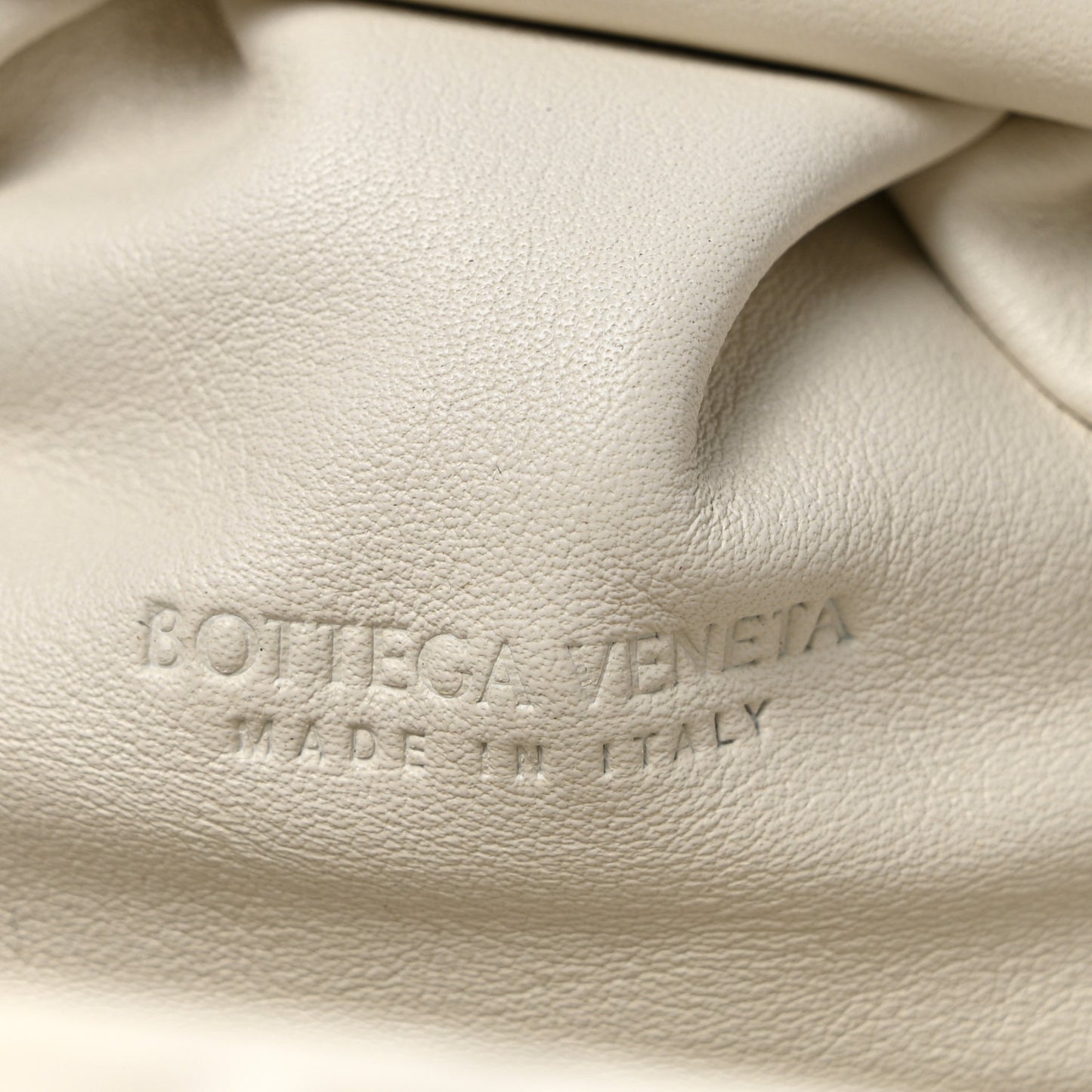 Butter Calfskin The Mini Pouch Plaster
