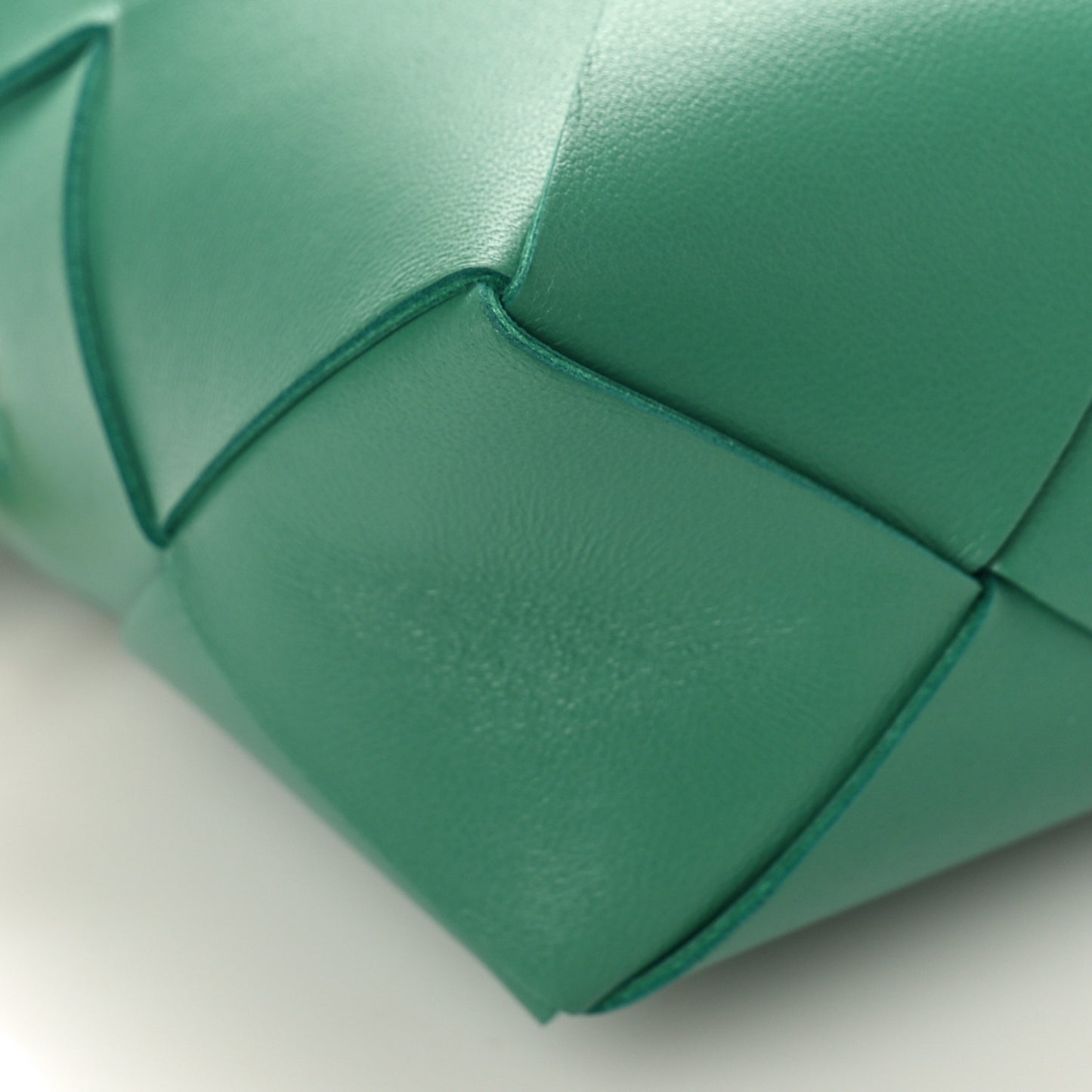 Lambskin Maxi Intreccio Small Cassette Camera Bag Mermaid