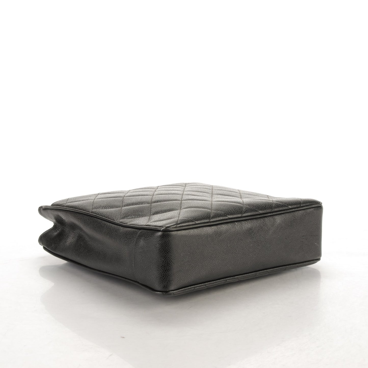 Caviar Quilted CC Shoulder Bag Black