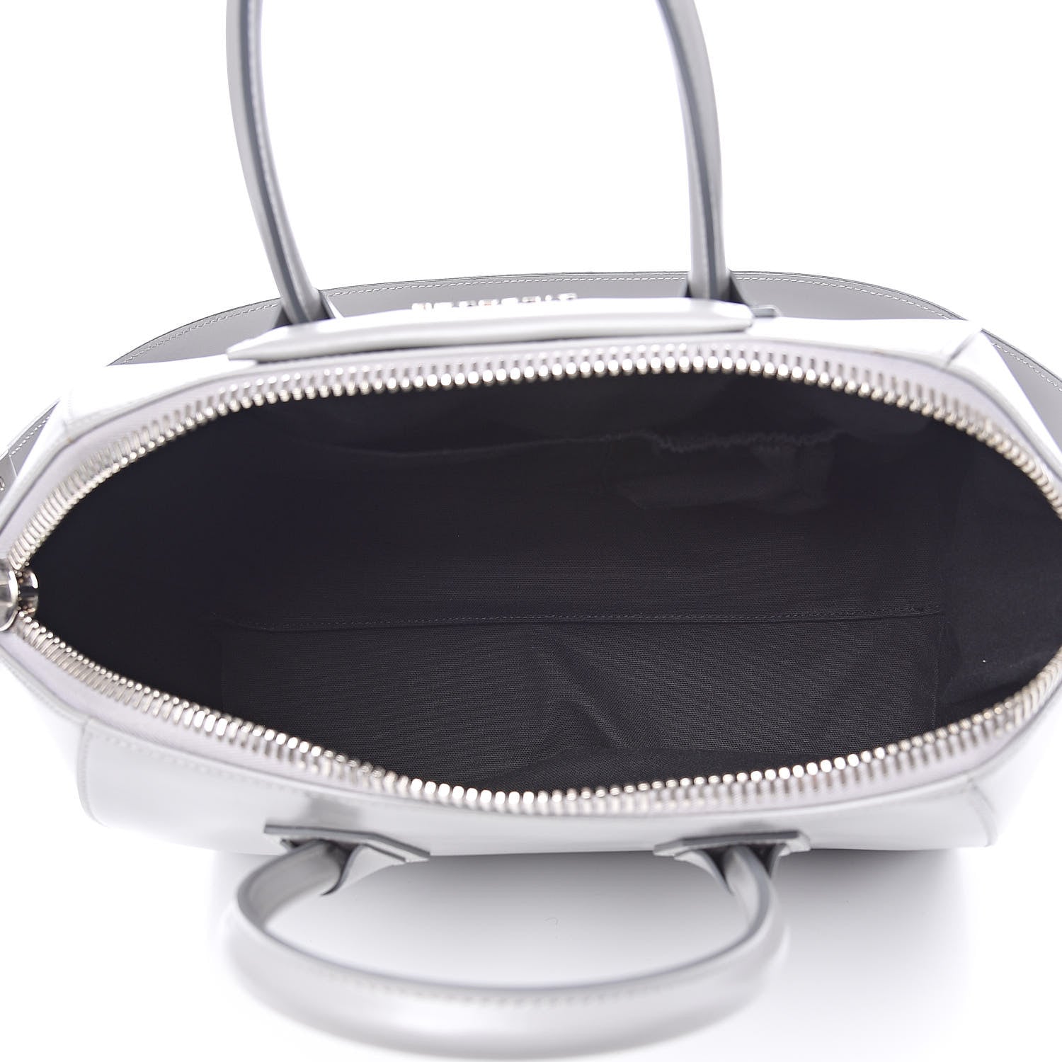 Givenchy Shiny Lord Calfskin Medium Antigona Pearl Grey 5 of 16