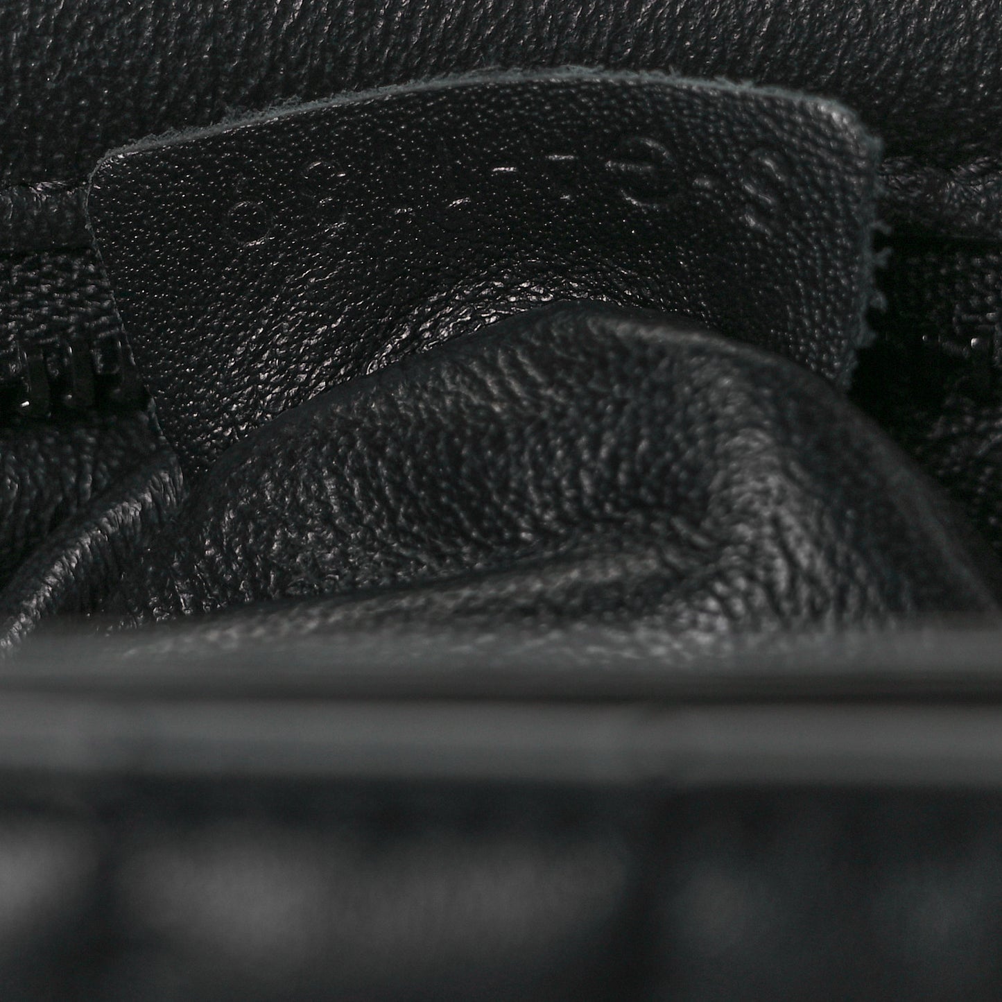 Calfskin Quilted Medium C Bag Black