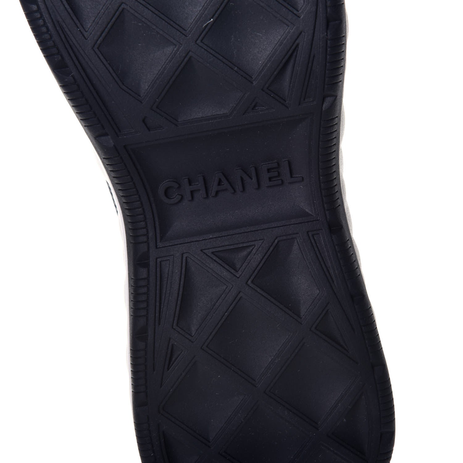 Chanel Velvet Calfskin Mixed Fibers CC Sneakers 40 Black 7 of 10