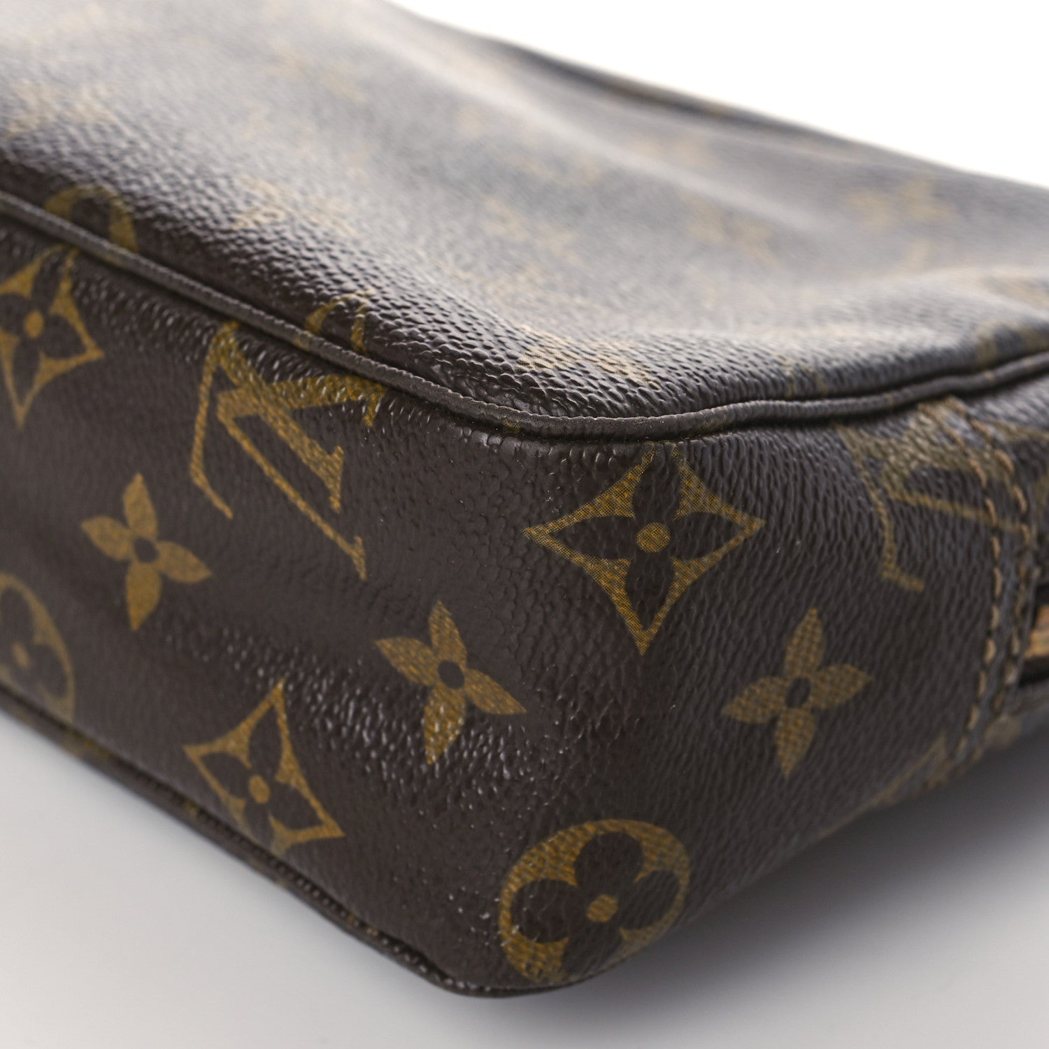 Louis Vuitton Monogram Trousse Toilette 23 9 of 9