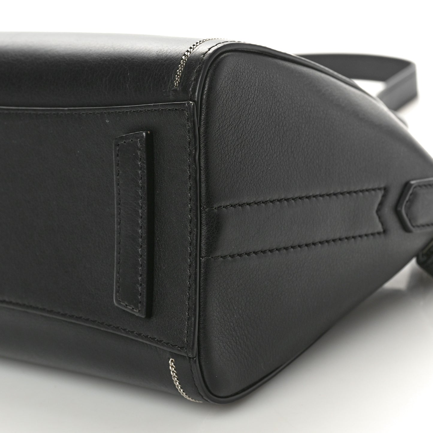 Calfskin Chain Detail Mini Antigona Black
